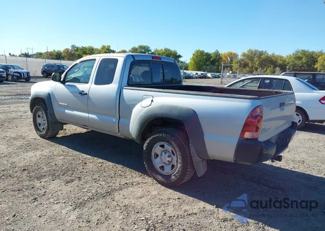 2005 Toyota Tacoma from USA, damaged, VIN 5TEUX42N45Z110764